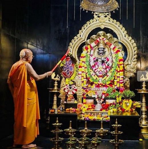 Memories with Guru Maharaj in Mayapur #AkruraGkg #AkruraWithGkg #iskcon #Mayapur #HareKrishna # | Bhagavad-gita