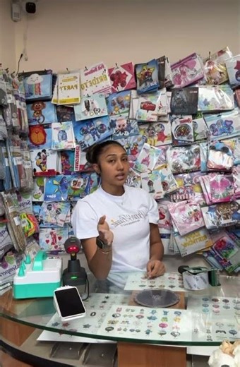 When you carry this many shades, names are the only way to keep the magic (and sanity) alive 🎨🎈#sd