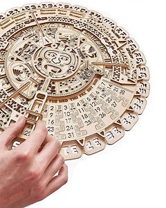 This Mayan Wall Calendar Is Actually a Gregorian Calendar