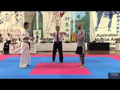 Full contact Karate Fight and a Knockout in 30 Secs Winner is Hamid Zandi