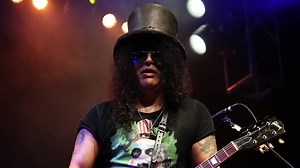 Slash gives update on Guns N' Roses' new music
