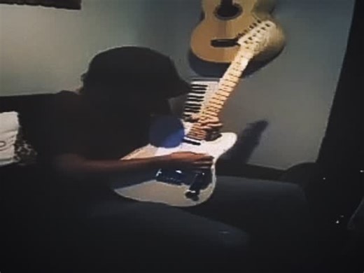 While @paulmoak was mixing the opening track of the Now You’re Free record in the A room, @tbonelucido was wondering if I could play the tragic outro solo to “November Rain.” I’m no @slash , but that’s what made me pick up a guitar at 9 years old. 💫♥️💫 | Matthew Mayfield