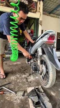 The owner was scared because there was a strange sound from his motorbike 😲😲 #storytelling #motor...