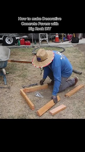 How to Make Decorative Concrete Pavers with Big Rock DIY #DIY #craft #craftsmen #decorative #concrete #pavers #bigrock #viral #fyp #tiktok