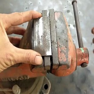 2M views · 10K reactions | Manual Chain Making Cre: CNC Machine World | CNC Machine World | Facebook