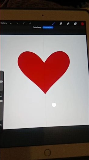 how to make a perfect heart in procreate #heart #procreate #art #youtubeshorts