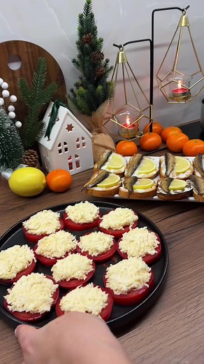 Классические закуски для новогоднего стола