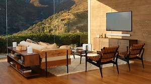 33K views · 199 reactions | Our Global Head of Editorial got the new Sonos Arc and then didn’t leave his home for weeks. He’s got a lot to say about it. Today’s blog post is a must-read: https://bit.ly/3d9A3Yh | Sonos | Facebook