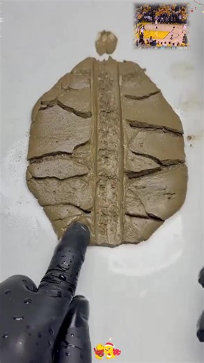 Olas just wandeing off at Disneyland Paris at the New World of Frozen coming next March! Beyond cute#disneyland #WorldOfFrozen#frozen #disneyadventureworld#disneylandparis