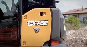 2.5K views · 27 reactions | Our 7.5-tonne CX75E midi excavator is built around the operator. Along with its CX70E monoboom sister model, the two-piece boom CX75E has automatic air conditioning, auto courtesy lighting, a DAB radio with Bluetooth, three seat options, auto-idle and electronic engine control, plus an anti-theft option that will better protect your asset. | CASE Construction Equipment | Facebook