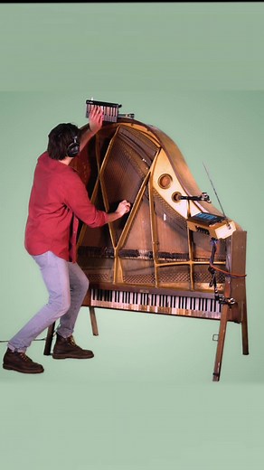 Mastering the Piano: Techniques for Techno Enthusiasts