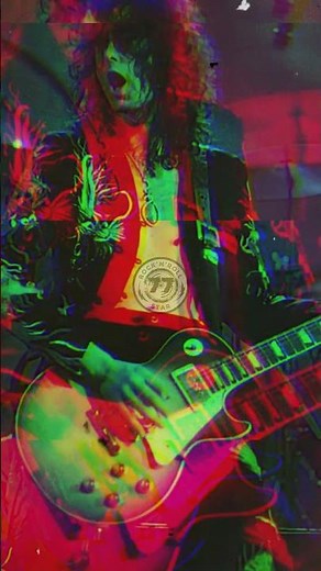 "Led Zeppelin’s Whole Lotta Love 🎶 The Riff That Shaped Rock History"