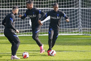 Newcastle should monitor Wijnaldum situation at Paris Saint-Germain