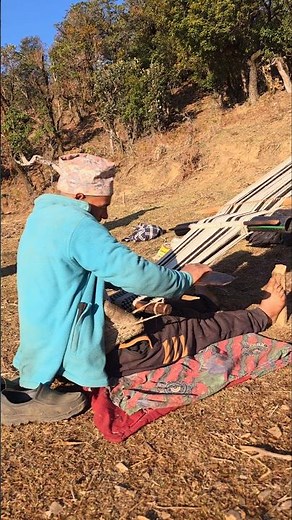 Traditional Wool Weaving in a Himalayan Village | Ancient Handcrafted Village Life of Nepal #explore