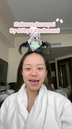 Makeup Natural Simple untuk Resepsi Pernikahan