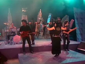 118K views · 3.6K reactions |  “Sauvez-moi” est un titre de la chanteuse Jeanne Mas, issu de son deuxième album “Femmes d’aujourd’hui” sorti en 1986. Un visage incontournable de la musique française des années 80, | Passion des Années 80 | Facebook