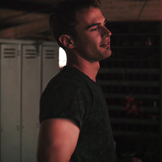 Intense Scene Featuring Tobias Eaton from Divergent