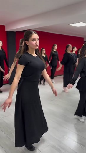 Lezginka Dance: Caucasus Traditions