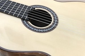 Review: Cordoba C10 Classical Guitar | This is Classical Guitar