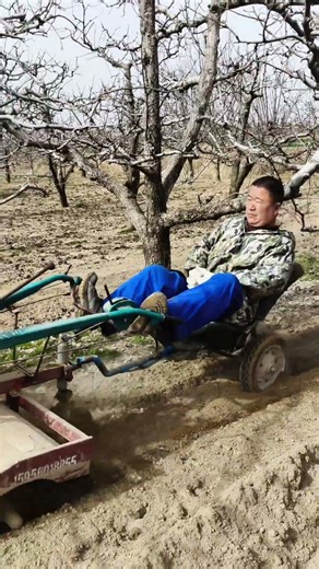 LAZY or Genius? Farming Will NEVER Be The Same 🛏