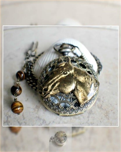 Horse pocket watch, mens pocket watch with horse head mounted on front case.