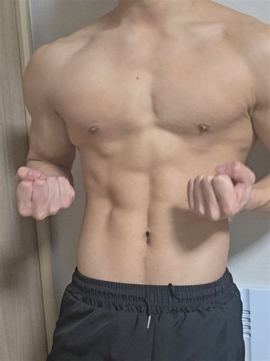 leg day but flex abs #abs #man #gym