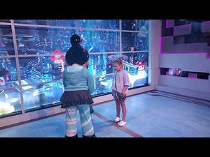 Meeting Vanellope at Epcot Disneyworld