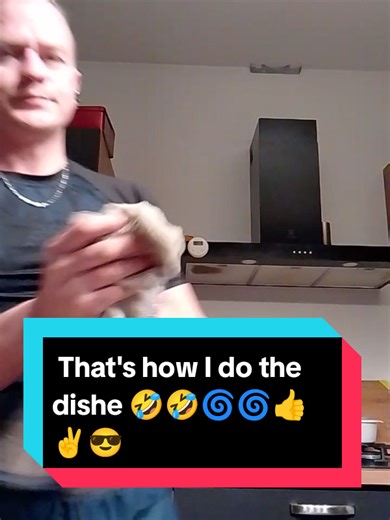 That's how I do the dishe 🤣🤣🌀🌀👍✌️😎