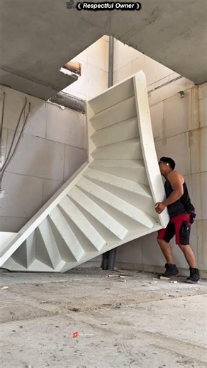 🏠 A Unique Staircase Installation with an Unexpected Final Design! 😲✨