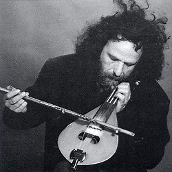 LEGEND OF THE LYRA PLAYER