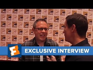 Twilight Breaking Dawn - Bill Condon Exclusive Interview | Comic Con | FandangoMovies