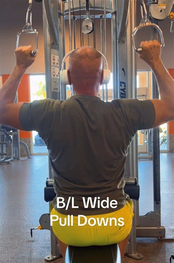 Bilateral Wide Cable Pull Downs for Effective Back Workouts