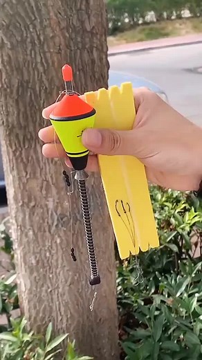 Good float for beginner #fyp #fishing #fishingfloat #fishinggears
