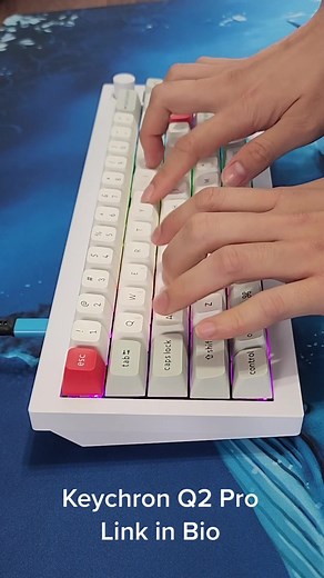 Finally got my hands on the Keychron Q2 Pro! #switchandclick #keychronq2 #keychronq2pro #keychron #mechanical #mechanicalkeyboards #keyboardasmr #keyboardunboxing #unboxingvideo #soundon #rgb #keebtok #keebunboxing