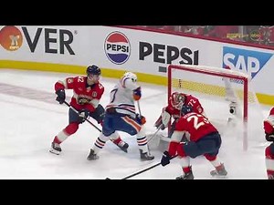 Sergei Bobrovsky makes a save on McDavid's big chance in game 1 SCF (8 jun 2024)