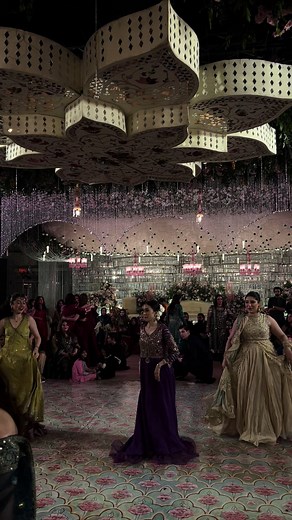 White brown black 😎 #pakistan #viral #weddingvibes #tiktok #islamabad #dances #pakistanidance