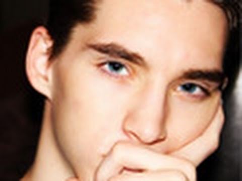 Skin Smoothing and Cleanup - Photoshop CS5 Tutorial