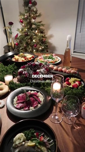 クリスマスメニュー🎄🎅🏻 ローストビーフ タラのムニエル パエリア アボカドサーモンチーズのベーグル リースサラダ 生ハムポテサラ巻き #クリスマス #クリスマスディナー #クリスマスパーティー