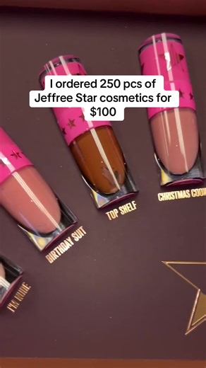 I have the list of 200  locations to purchase pallets like this in the US, Canada and the UK! You need the PALLET VENDOR LIST, available using the link on my profile. #vendorqueen #foryoupage #fyp