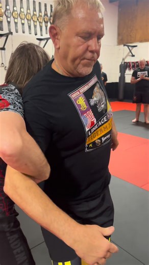 Coach @erikpaulson and @gregnelsonmma going over pummeling. - Enrolling Now!! ☎️ 714-726-0134 💻 Cswfullerton.com 📧 cswfullerton@ghttps://www.youtube.com/channel/UCznieQn_Zim1Q1mvJH51T0Q?sub_confirmation=1mmail.com Sign up for our 🎓 Online University at www.erikpaulson.com - #csw #bjj #mma | CSW Fullerton