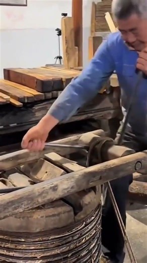 One example of a tutorial for a coconut fiber number to make or extract oil#shorts #trending #viral