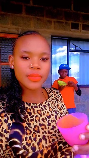 Palesa R Marole (@palesarmarole)’s videos with Modimo wa nrata by Prince Benza ft Team Mosha - Limpopo music lyrics