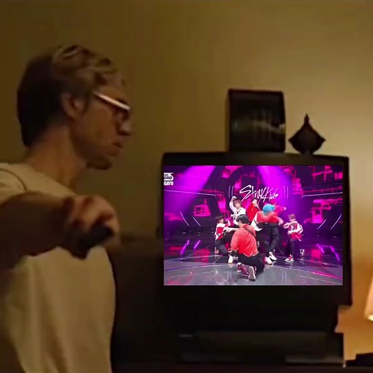 domino ver. #skz #skzworlddomination #straykids #straykudseverywhereallaroundtheworld #jyp #fyp #kpop #STAY #stay