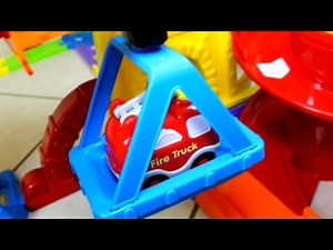 Smart Wheels City: "High Fire" (V-Tech Go! Go! Smart Wheels Toys) w/ Fire truck toy