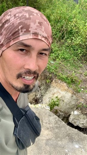 Higanting liki or bitak duha ka baryo ang gi agi-an. Earthquake 6.9 magnitude intensity 7. #PHIVOLCS #disaster #LandslideAlert #earthquake #cebuphilippines #reelsviralシfb | Tadeo Ong Lim