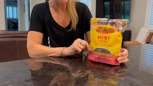 Watch Review of Zukes Mini Dog Treats on Amazon Live