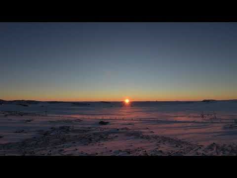 極夜の転がる太陽