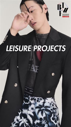 Ready for #BIFW2024 🔥 LEISURE PROJECTS presented by CITIZEN ยินดีต้อนรับทุกคนเข้าสู่ Beach Party ไปพร้อมกับคอลเลคชั่นใหม่ฤดูหนาวสไตล์ทรอปิคอลอย่าง “Dancing Under The Moon Light” ที่ได้รับแรงบันดาลใจจากความงดงามของทะเลไทยและ Fullmoon Party อันโด่งดัง ด้วยการใช้เทคนิคและวัสดุใหม่ๆ ไม่ว่าจะเป็นการปักคริสตัล ลายกราฟิกดอกชบาสีสะท้อนแสง ศิลปะกราฟิตี้ แสดงถึงแสงสีความสนุกในยามค่ำคืน พร้อมพาทุกคนไปดื่มด่ำกับแฟชั่นโชว์ในครั้งนี้ Showtime: LEISURE PROJECTS presented by CITIZEN 🗓️ 6 ตุลาคม 2024 ⏱16.00 น.