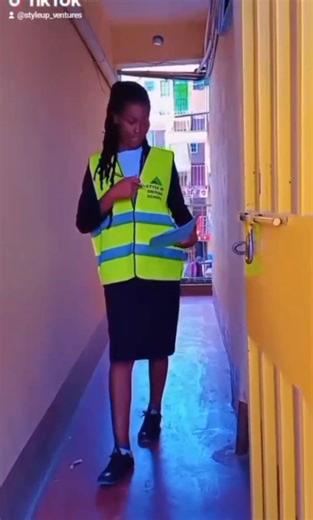 Learn to drive the easy way with experts where we equip learners with competent driving skills by ensuring that they achieve total confidence and meet standards for road safety | STYLE UP Driving School