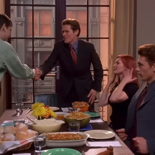 Frank Ray 🇵🇭🇲🇽 on Instagram: "Spider-Man 2002 is the perfect thanksgiving movie"